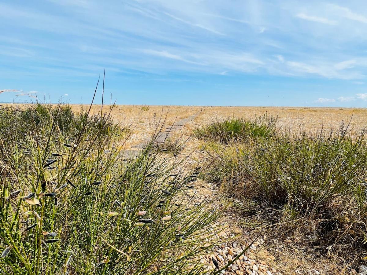 Pass The Keys Fabulous Beach Front Holiday Location Lydd Eksteriør bilde