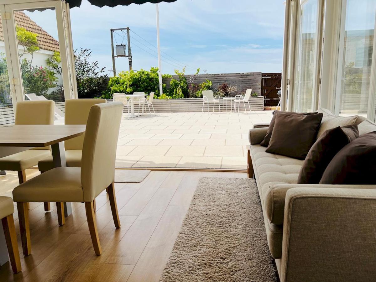 Pass The Keys Fabulous Beach Front Holiday Location Lydd Eksteriør bilde