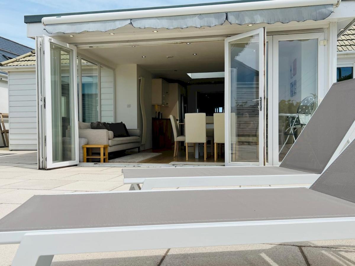 Pass The Keys Fabulous Beach Front Holiday Location Lydd Eksteriør bilde