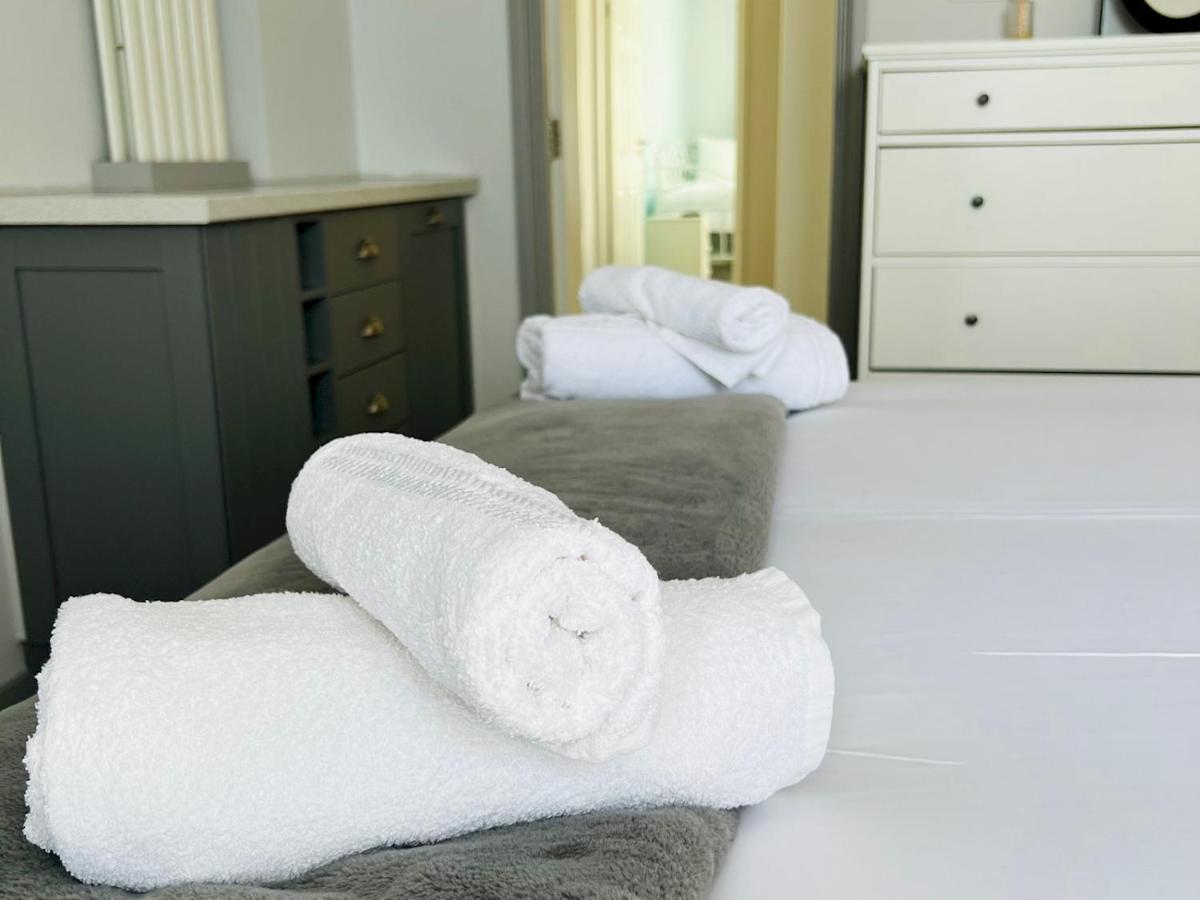 Pass The Keys Fabulous Beach Front Holiday Location Lydd Eksteriør bilde