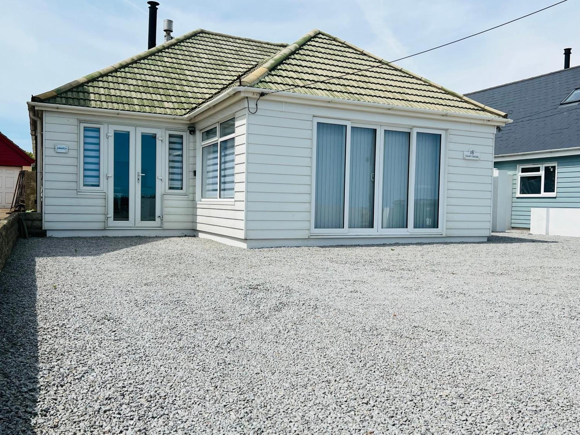 Pass The Keys Fabulous Beach Front Holiday Location Lydd Eksteriør bilde
